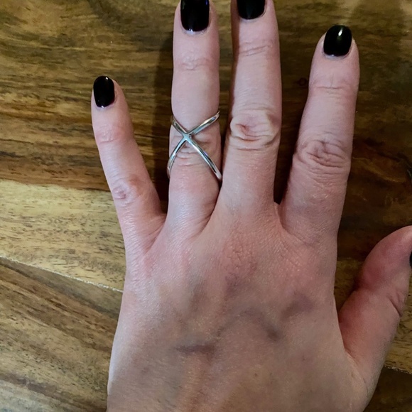 Unique criss cross ring - Purchased in Japan - Picture 2 of 3